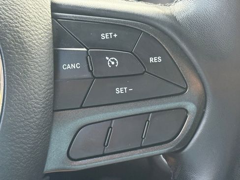 Used 2023 Dodge Charger SXT RWD image 19
