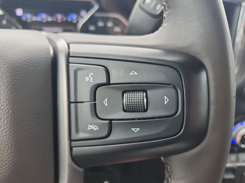 Used 2023 GMC Sierra 2500 Denali w/ Denali Ultimate Package image 28