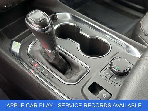 Used 2020 Chevrolet Traverse RS image 8