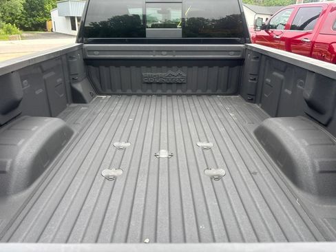 Used 2023 Chevrolet Silverado 3500 High Country w/ Technology Package AWD/4WD image 11