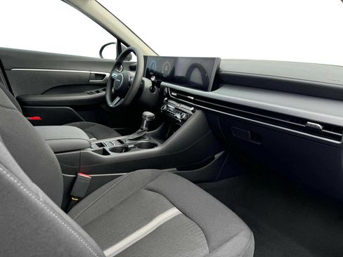 New 2025 Hyundai Sonata SE image 15