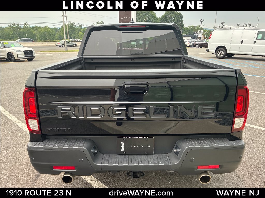 Used 2024 Honda Ridgeline Black Edition image 4
