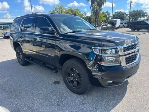 Used 2020 Chevrolet Tahoe LT w/ Luxury Package AWD/4WD image 3