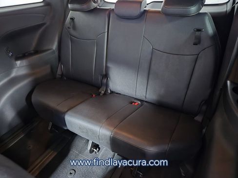 Used 2025 Toyota Sienna XLE Woodland Edition AWD/4WD image 16
