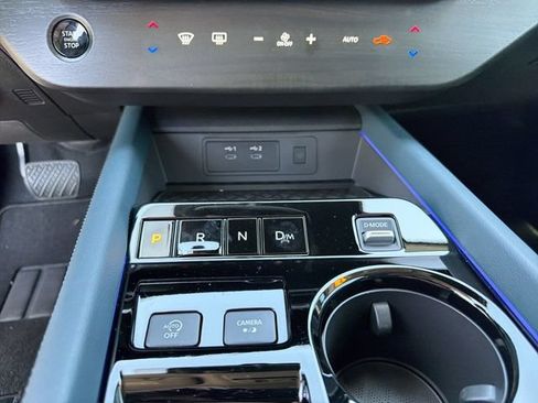 Certified 2025 Nissan Murano Platinum w/ Cargo Package AWD/4WD image 34