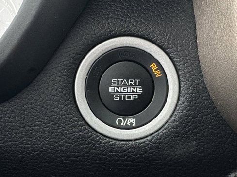 Used 2022 RAM 1500 Laramie image 21