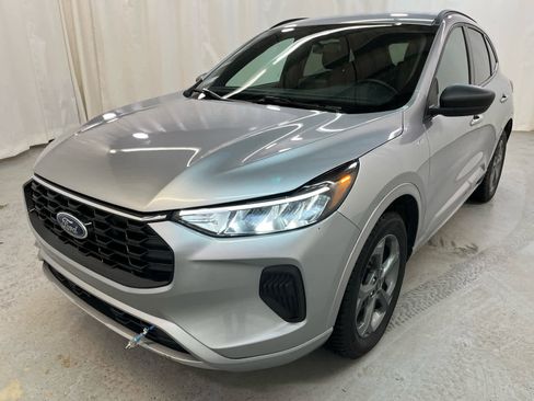 Used 2024 Ford Escape ST-Line image 1