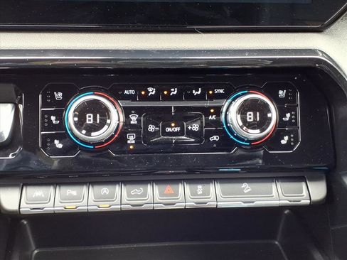 Certified 2024 GMC Sierra 1500 AT4 w/ Technology Package image 12