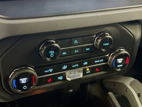 Used 2024 Ford Bronco Big Bend image 16