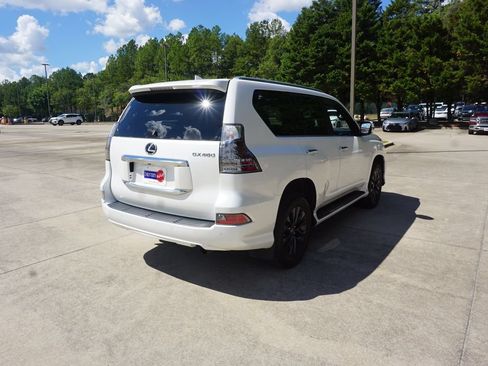 Used 2023 Lexus GX 460 Premium AWD/4WD image 25