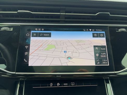 Used 2025 Audi Q7 3.0T Premium Plus image 21