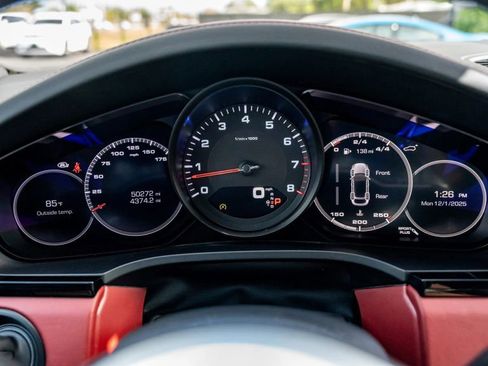 Used 2020 Porsche Cayenne image 13