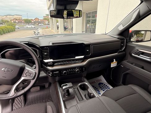 New 2026 Chevrolet Silverado 1500 RST AWD/4WD image 6