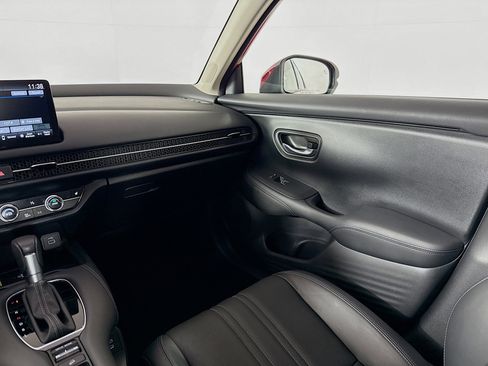 Certified 2024 Honda HR-V EX-L image 28