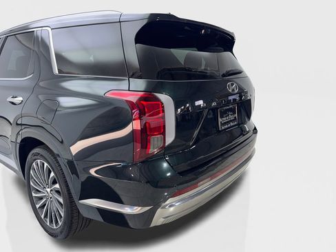 Used 2024 Hyundai Palisade Calligraphy image 19
