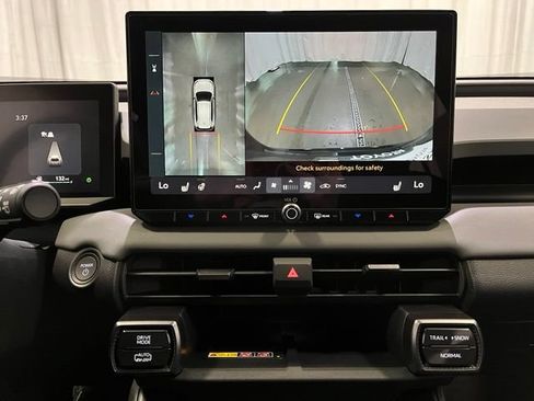 New 2026 Toyota RAV4 XSE w/ Weather Package AWD/4WD image 19