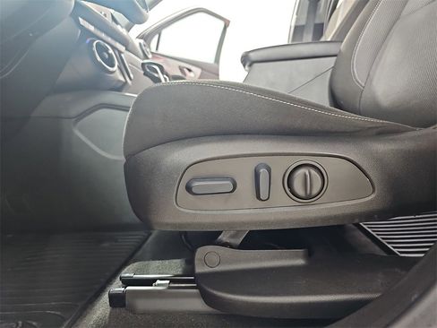 Certified 2024 Chevrolet Blazer LT w/ Convenience Package image 35