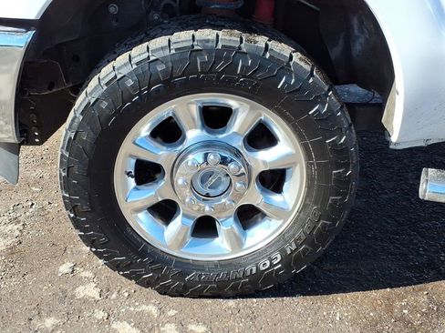 Used 2015 Ford F350 Lariat w/ Lariat Ultimate Package AWD/4WD image 9