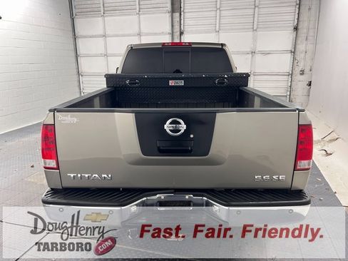 Used 2006 Nissan Titan SE image 6