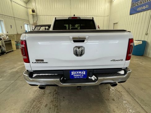 Used 2019 RAM 1500 Laramie AWD/4WD image 4