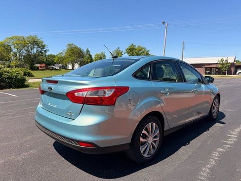 Used 2012 Ford Focus SE FWD image 6