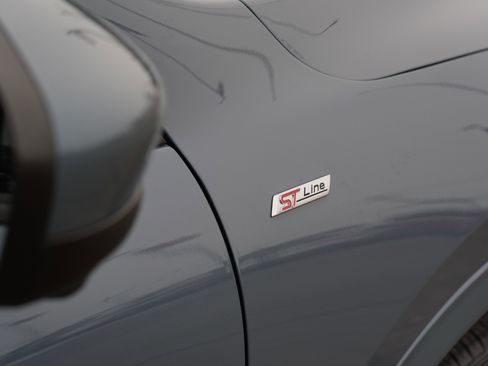 Used 2024 Ford Escape ST-Line Elite w/ Premium Technology Package image 32