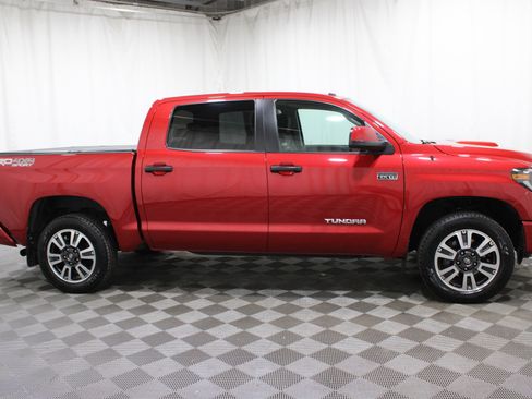 Used 2019 Toyota Tundra SR5 image 26