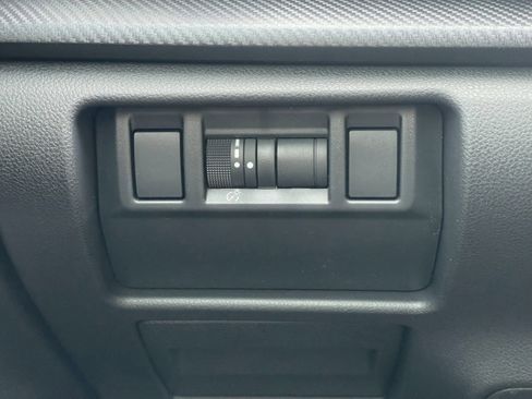 Used 2026 Subaru Crosstrek 2.0i Premium w/ Crosstrek Mirror Package image 18