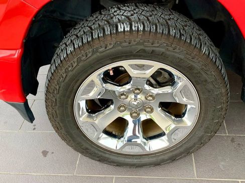 Used 2019 RAM 1500 Big Horn AWD/4WD image 9