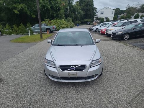 Used 2011 Volvo S40 T5 FWD image 3