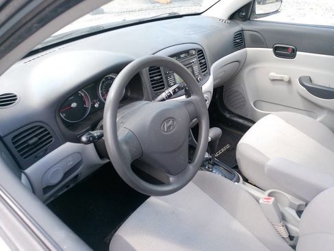 Used 2009 Hyundai Accent GLS w/ Popular Equipment Pkg 5 FWD image 28