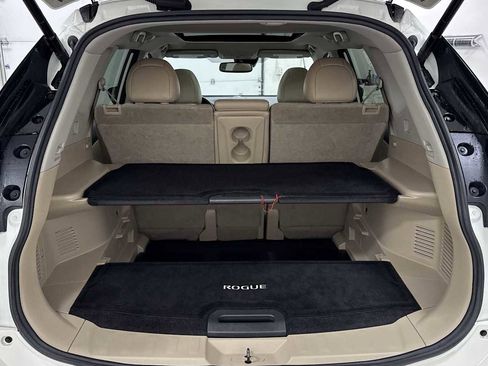 Used 2019 Nissan Rogue SL w/ Premium Package image 28