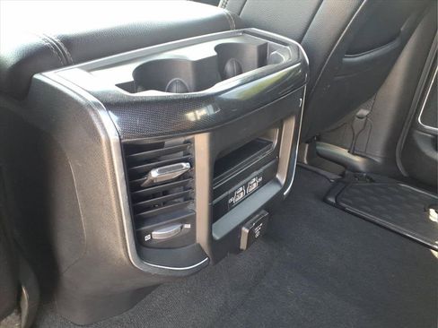 Used 2022 RAM 1500 Laramie AWD/4WD image 21