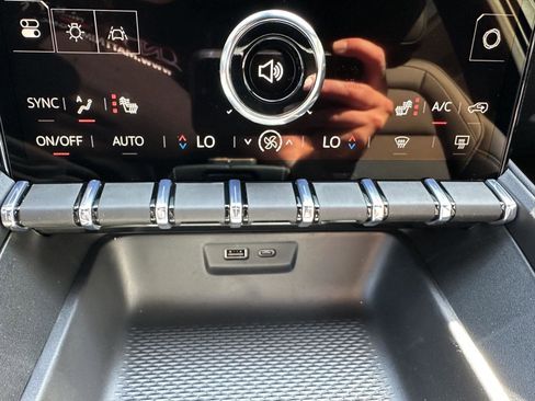 New 2026 GMC Terrain Elevation w/ Elevation Premium Package image 21