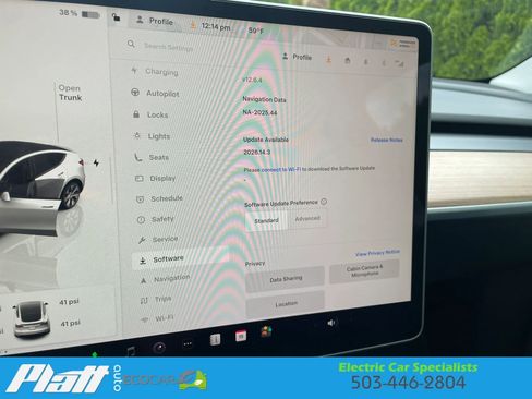Used 2023 Tesla Model Y Long Range AWD/4WD image 32