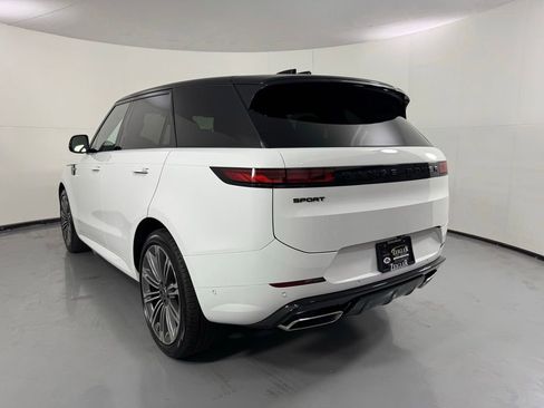 Used 2024 Land Rover Range Rover Sport Dynamic SE AWD/4WD image 7