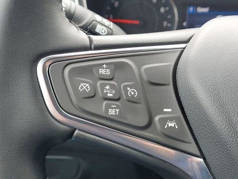 Used 2024 Chevrolet Equinox LT image 9