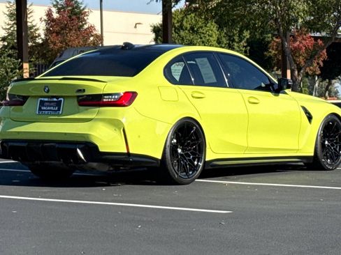 Used 2022 BMW M3 Competition w/ M Carbon Exterior Package image 5