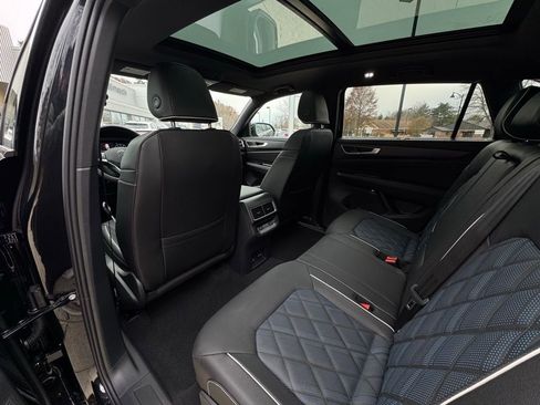 New 2026 Volkswagen Atlas Cross Sport SEL Premium R-Line AWD/4WD image 30