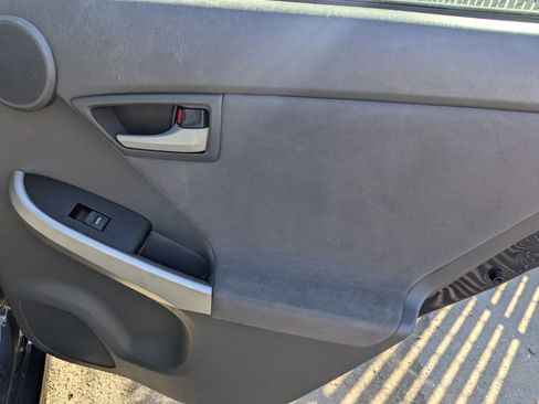 Used 2011 Toyota Prius image 14