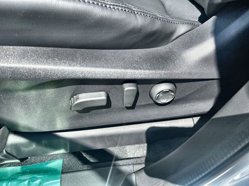 New 2025 Subaru Ascent Bronze Edition w/ Onyx Package image 16