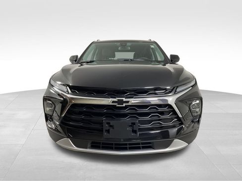 Used 2024 Chevrolet Blazer LT w/ Convenience Package AWD/4WD image 3