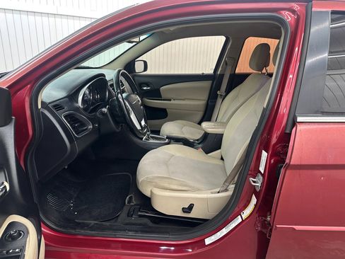 Used 2012 Chrysler 200 Limited image 11