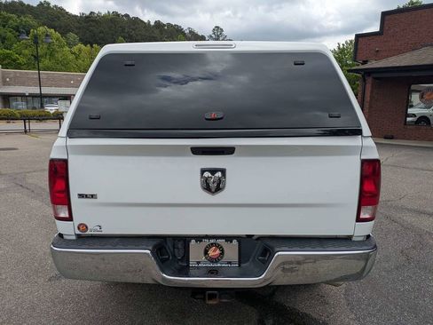 Used 2020 RAM 1500 Classic SLT RWD image 5