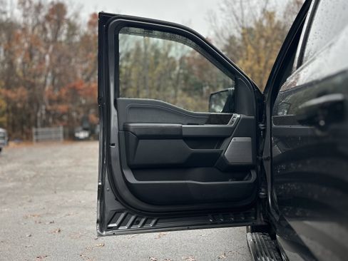 Used 2021 Ford F150 Lariat w/ Equipment Group 502A High image 24