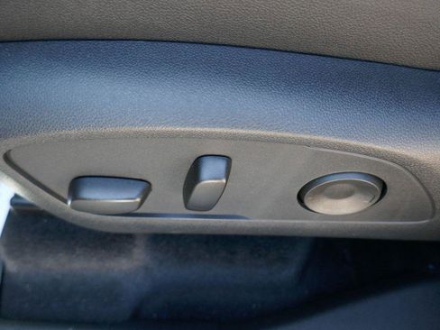 New 2026 Chevrolet Traverse LT image 16