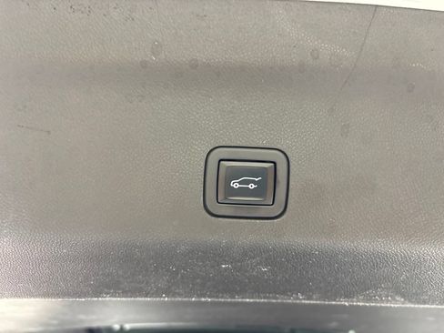 Used 2023 Chevrolet Suburban RST w/ Luxury Package RWD image 56