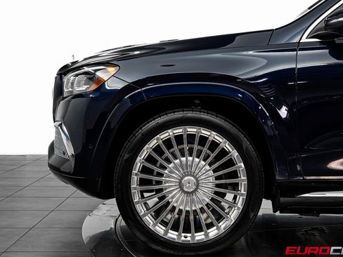 Used 2022 Mercedes-Benz Maybach GLS 600 Maybach GLS 600 *5-SEAT CONFIG image 12
