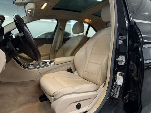 Used 2015 Mercedes-Benz C 300 4MATIC Sedan image 16