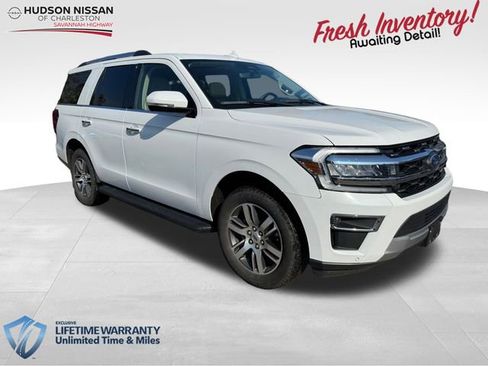Used 2024 Ford Expedition Limited image 1